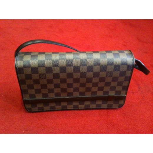 Sac Louis Vuitton Tribeca Long