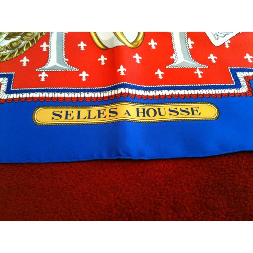 Carré Hermès Selles à Housse en soie