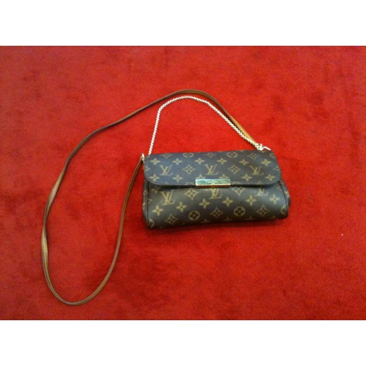 Sac Louis Vuitton Favorite MM en toile monogram