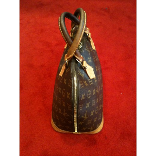 Sac Louis Vuitton Alma