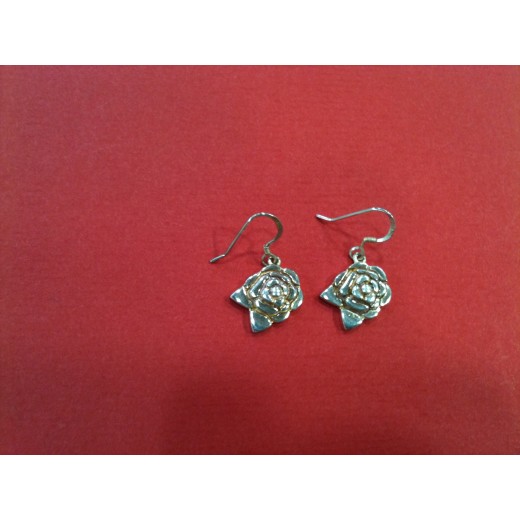 Boucles d'oreilles Chanel Camélia en argent