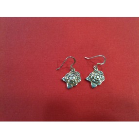 Boucles d'oreilles Chanel Camélia en argent