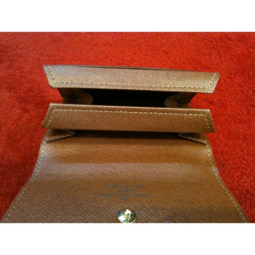 Porte-monnaie plat Louis Vuitton en toile monogram