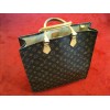 Sac plat Louis Vuitton en toile monogram