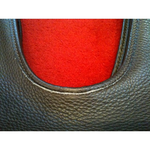 Sac Hermès Massaï en cuir Taurillon Clémence chocolat