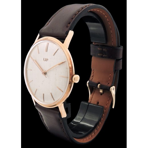 Montre Lip mécanique en or