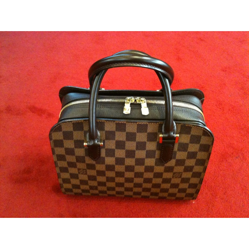 Sac Louis Vuitton Triana en toile damier ébène