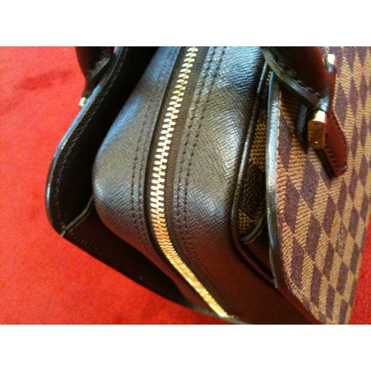 Sac Louis Vuitton Triana en toile damier ébène