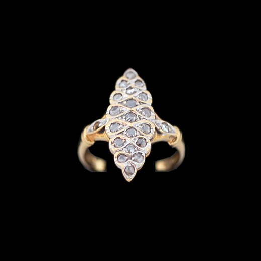 Bague Marquise en or et diamants