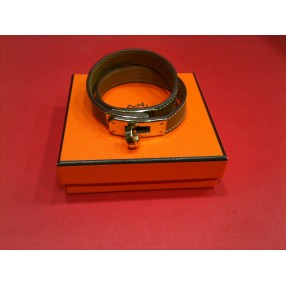 Bracelet Hermès Kelly Double tour en cuir gold