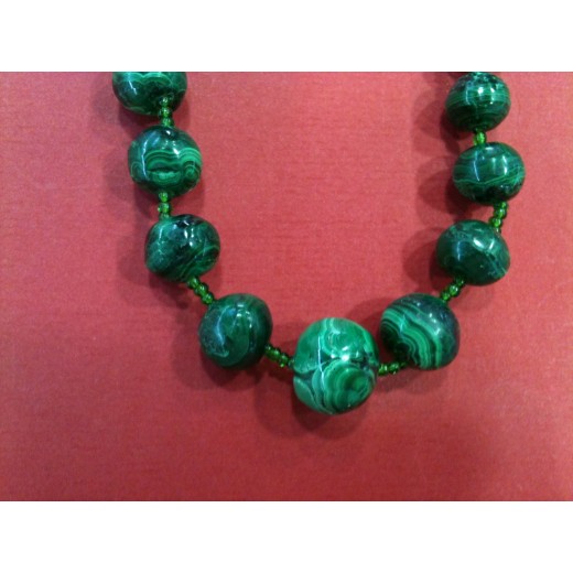 Collier en malachite 