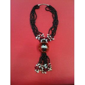 Collier avec grenat, quartz, jaspe 