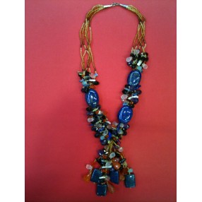 Collier en lapis lazuli et pierres fines