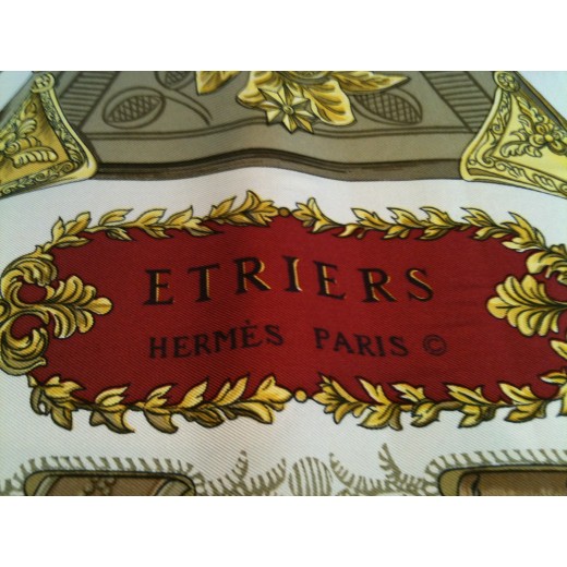 Carré Hermès Etriers en soie