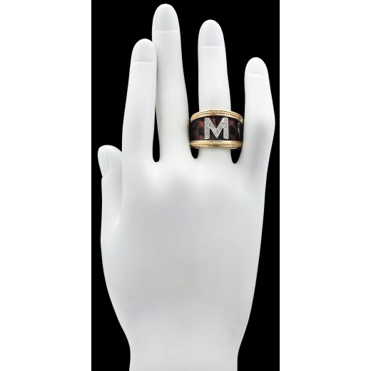 Bague Homme émail léopard et initiale diamantée