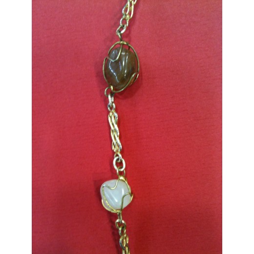 Collier en quartz et métal doré