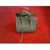 Sac Céline Luggage Phantom en cuir grainé taupe