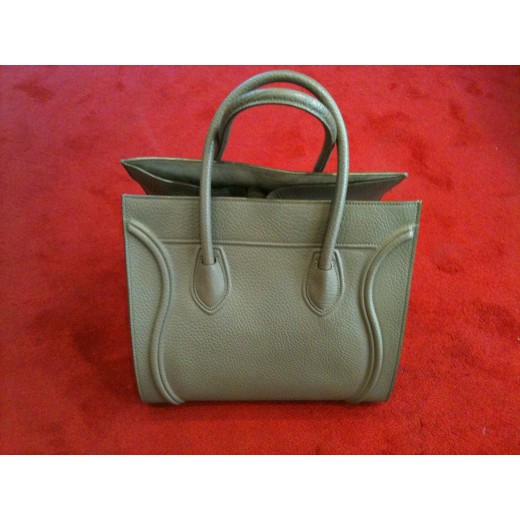 Sac Céline Luggage Phantom en cuir grainé taupe