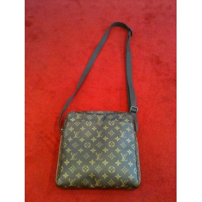 Sac bandoulière Louis Vuitton en toile monogram