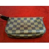 Sac Louis Vuitton Petit  Bucket en toile damier ébène