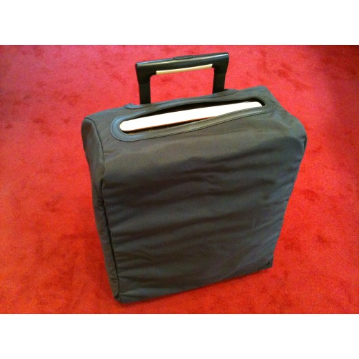 Valise Louis Vuitton Pégase légère 45 en toile monogram