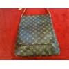 Sac Louis Vuitton Musette en toile monogram