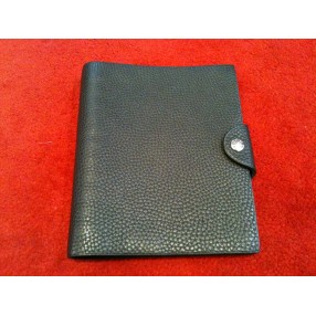 Couverture de cahier Hermès Ulysse en veau Togo noir