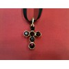 Pendentif Christian Lacroix Croix en métal doré