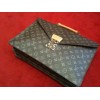 Serviette Louis Vuitton " Robusto "