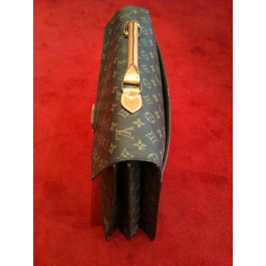 Serviette Louis Vuitton " Robusto "