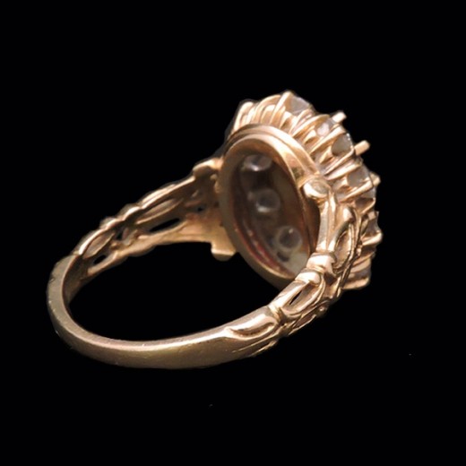 Bague Rubis et diamants, or 18 carats