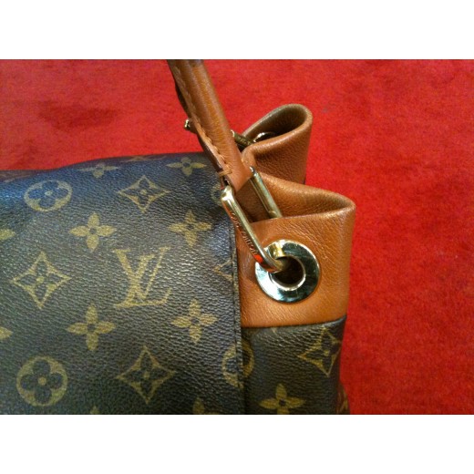 Sac Louis Vuitton Olympe en toile monogram