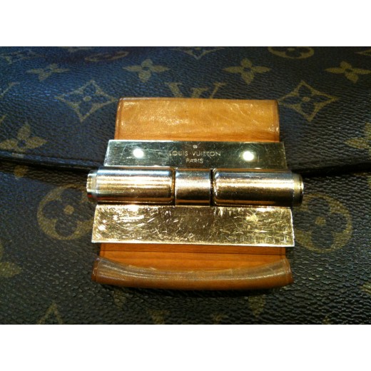 Sac Louis Vuitton Olympe en toile monogram