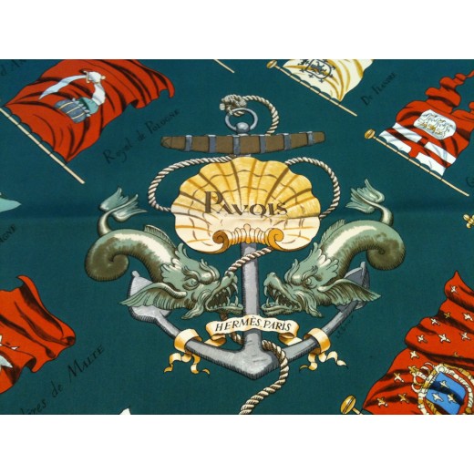 Carré Hermès Pavois en soie