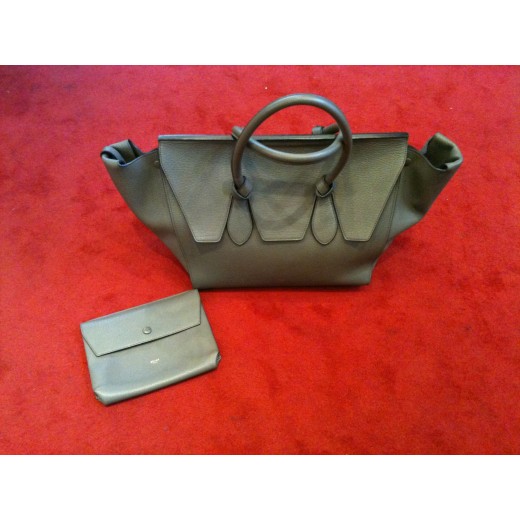 Sac Céline Hand Tie Bag medium en cuir grainé taupe