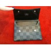 Pochette Louis Vuitton en toile damier graphite