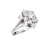 bague fleur en or blanc 18 K et diamants