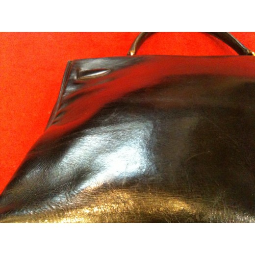 Sac Hermès Kelly 35 en cuir noir