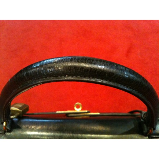 Sac Hermès Kelly 35 en cuir noir