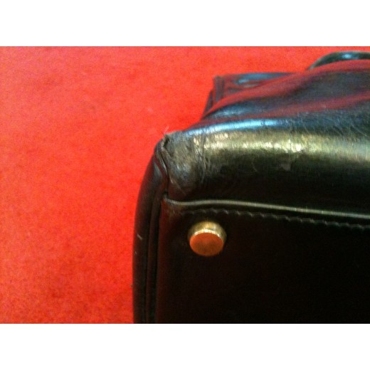 Sac Hermès Kelly 35 en cuir noir
