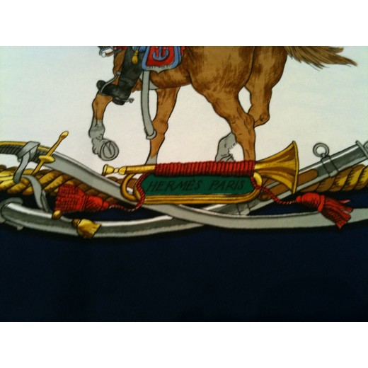 Carré Hermès Marine et Cavalerie en soie