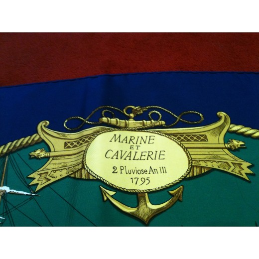 Carré Hermès Marine et Cavalerie en soie