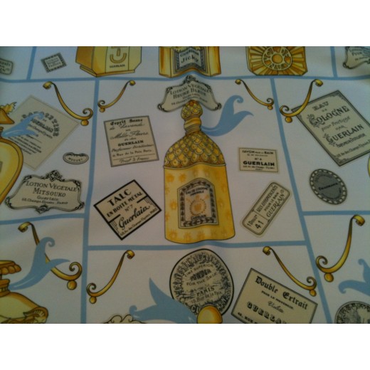 Foulard Guerlain Flacons en soie