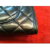 Sac Chanel à rabat en cuir matelassé noir