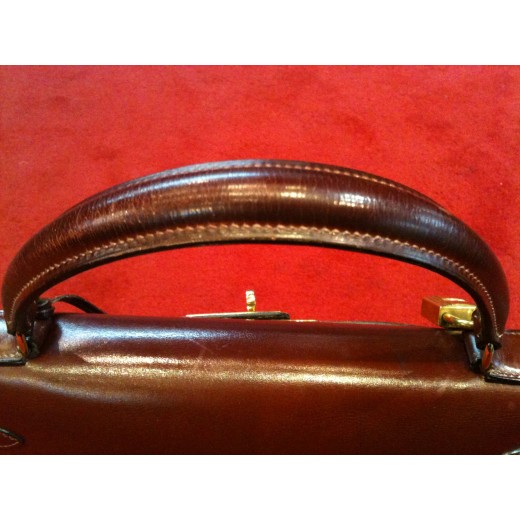 sac Hermès Kelly 32 cm en cuir brique