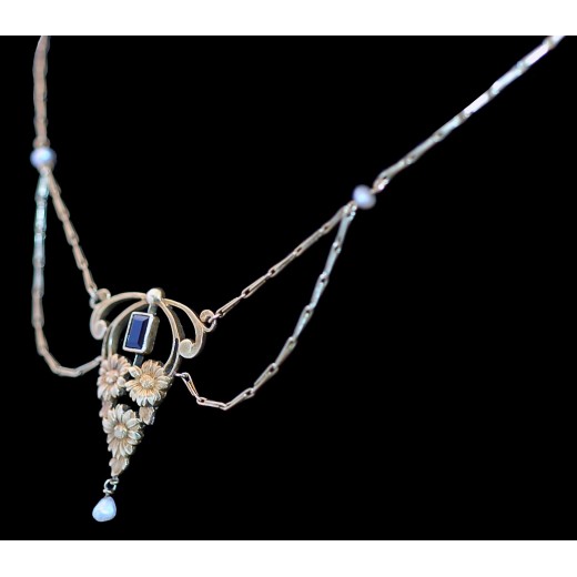 Collier ancien