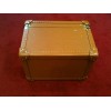 Boîte à flacons Louis Vuitton en cuir épi caramel