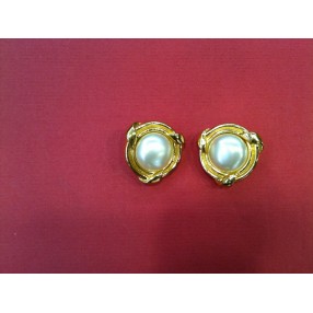 Boucles d'oreilles Chanel Perle Vintage