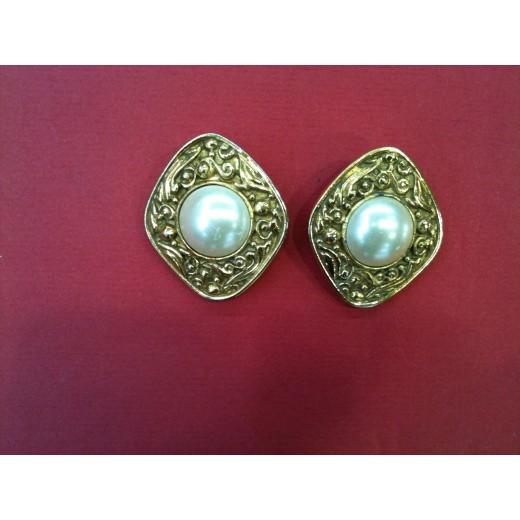 Boucles d'oreilles Chanel Perle Vintage