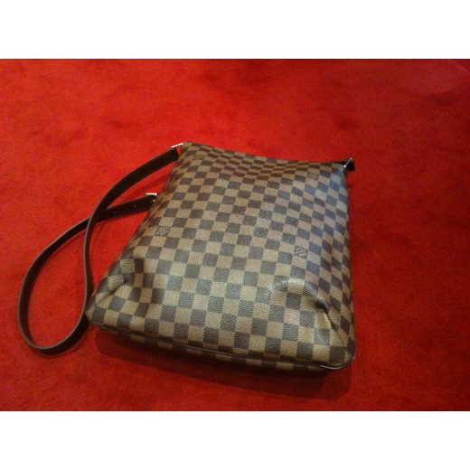 Sac Louis Vuitton " Musette "